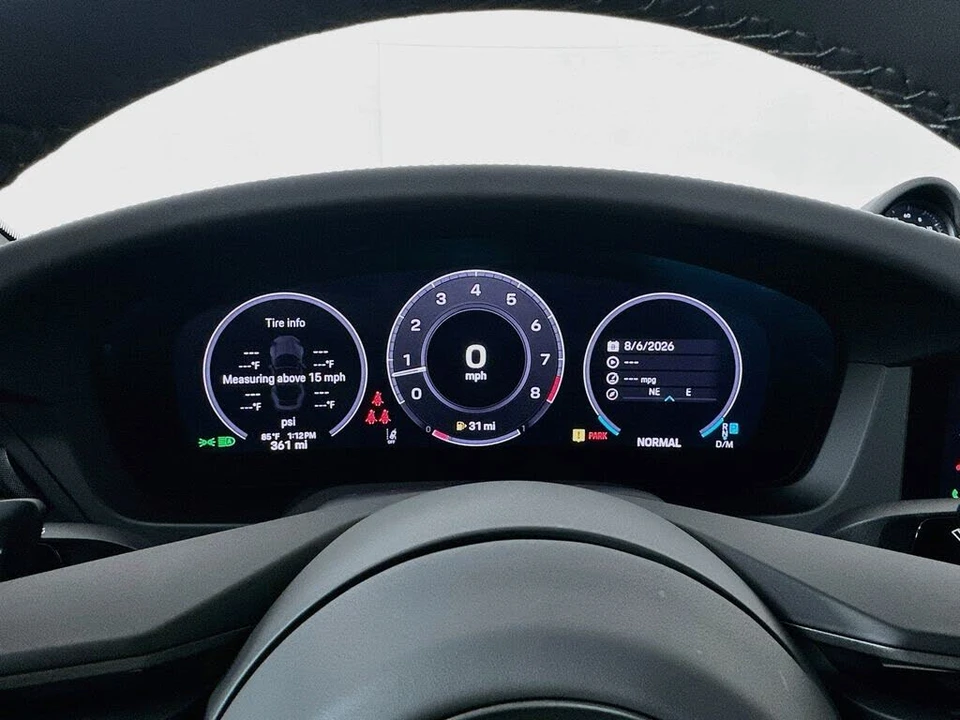 2026 Porsche 992 Targa 4 & 4S - Image 11 of 20
