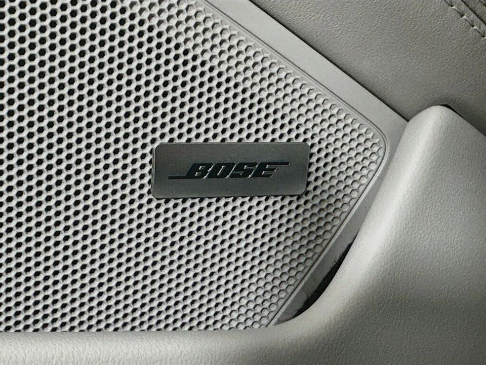 2026 Porsche 992 Targa 4 & 4S - Image 15 of 20