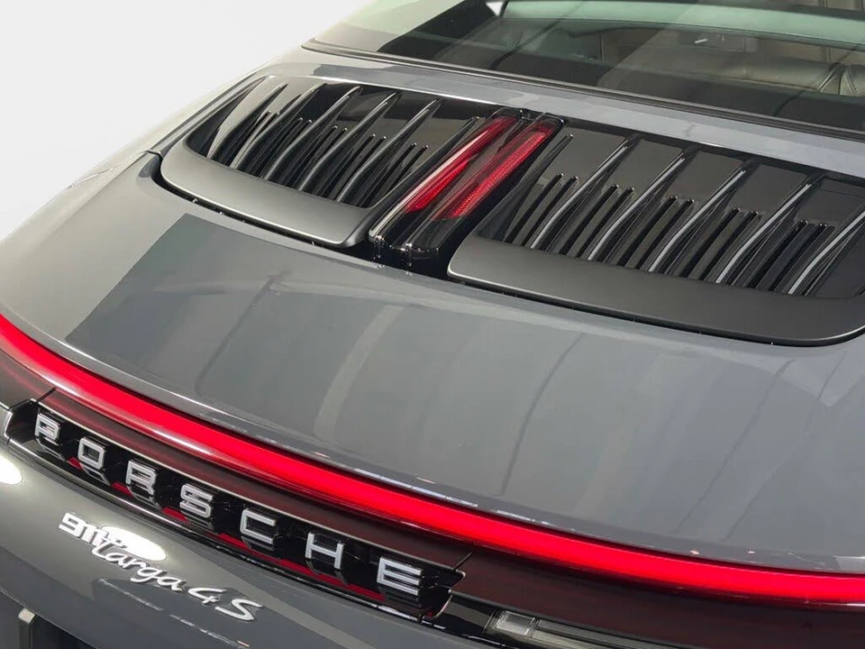 2026 Porsche 992 Targa 4 & 4S - Image 17 of 31