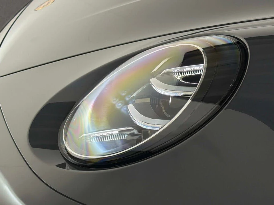 2026 Porsche 992 Targa 4 & 4S - Image 11 of 31