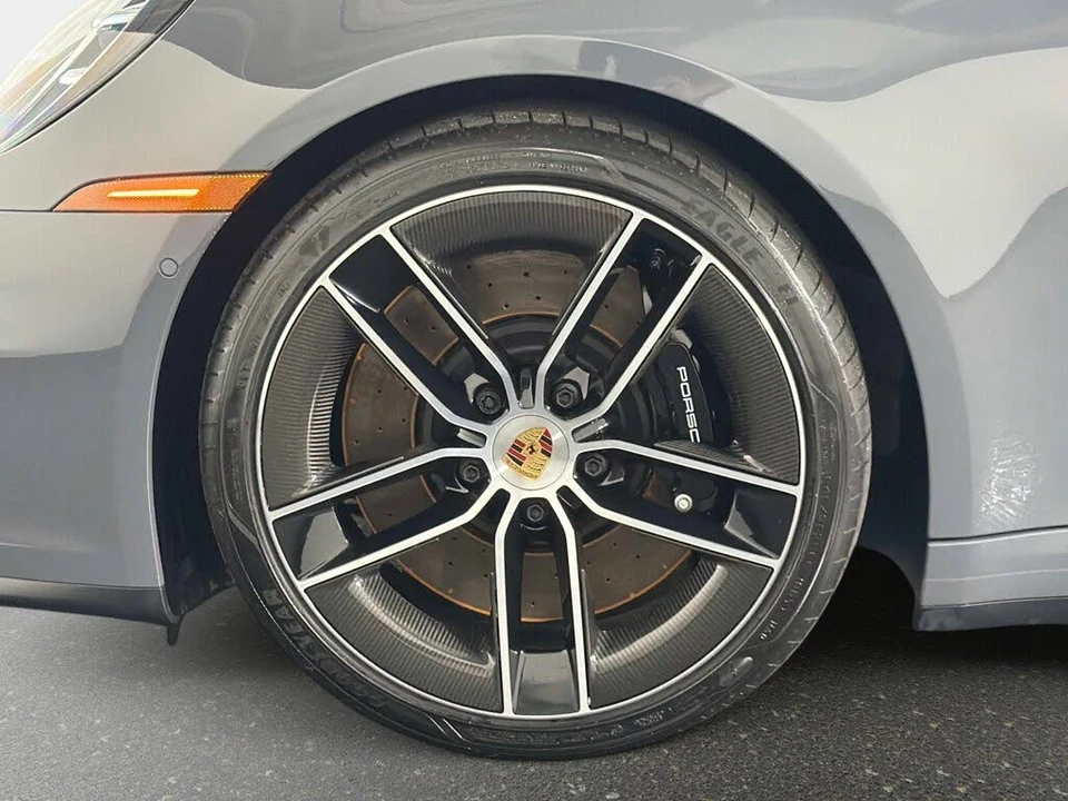 2026 Porsche 992 Targa 4 & 4S - Image 12 of 31