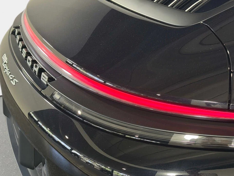 2026 Porsche 992 Targa 4 & 4S - Image 16 of 31