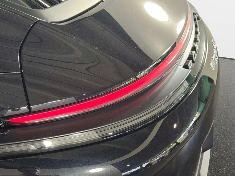 2026 Porsche 992 Targa 4 & 4S - Image 15 of 31