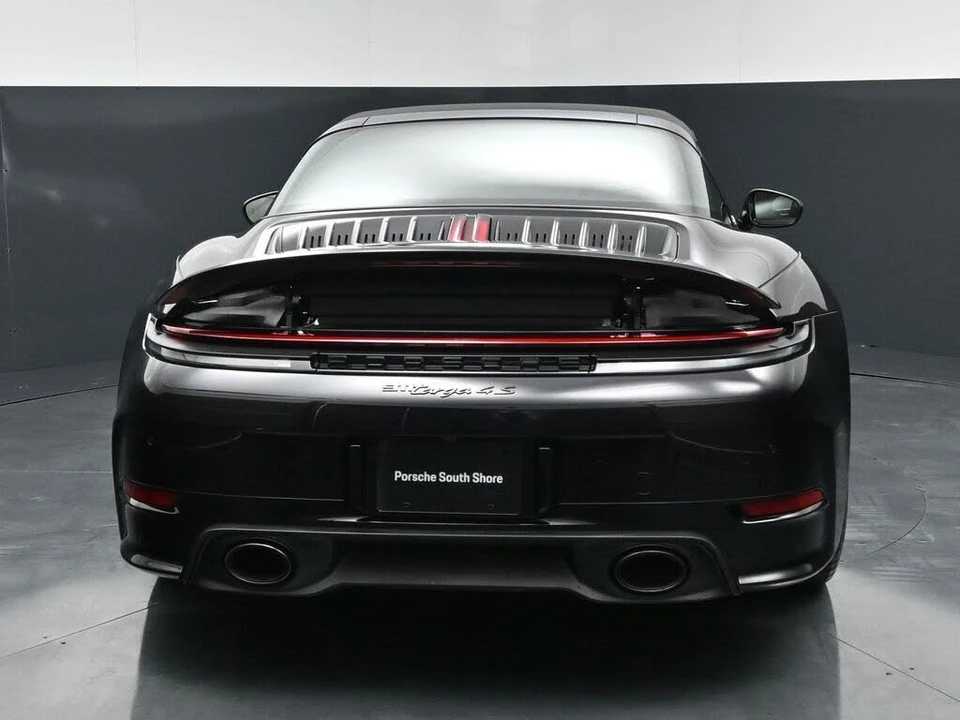 2026 Porsche 992 Targa 4 & 4S - Image 7 of 31
