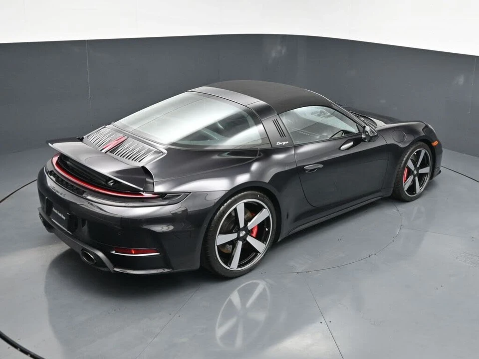 2026 Porsche 992 Targa 4 & 4S - Image 16 of 31