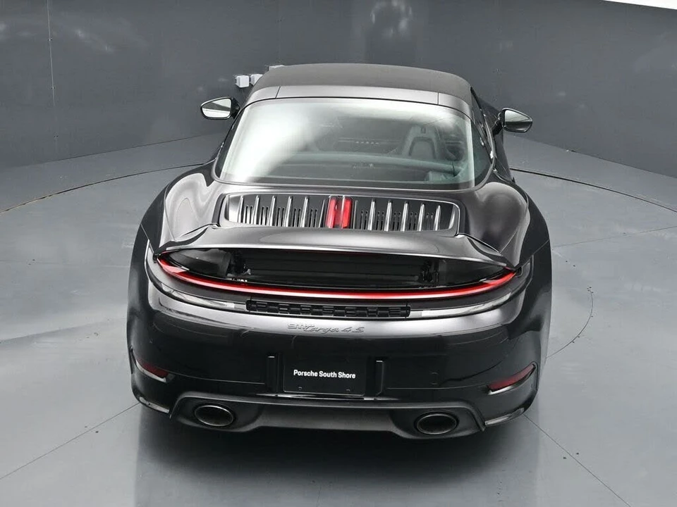 2026 Porsche 992 Targa 4 & 4S - Image 15 of 31
