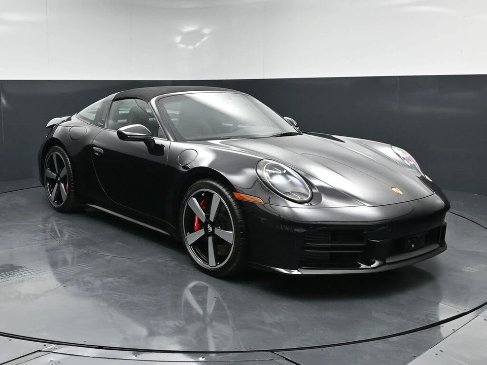 2026 Porsche 992 Targa 4 & 4S - Image 10 of 31