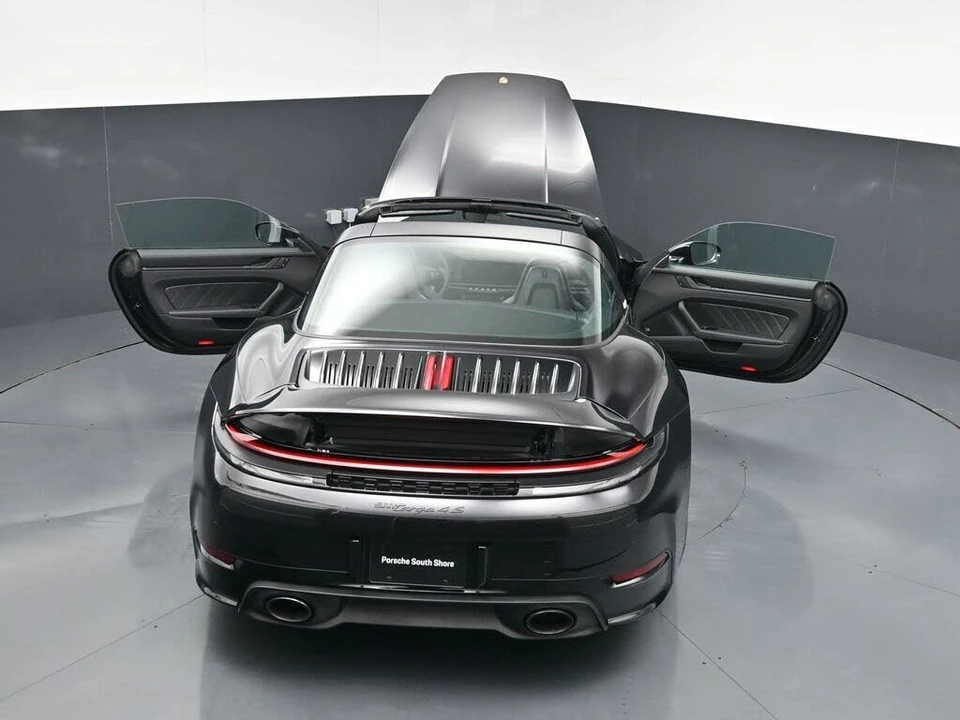 2026 Porsche 992 Targa 4 & 4S - Image 29 of 31