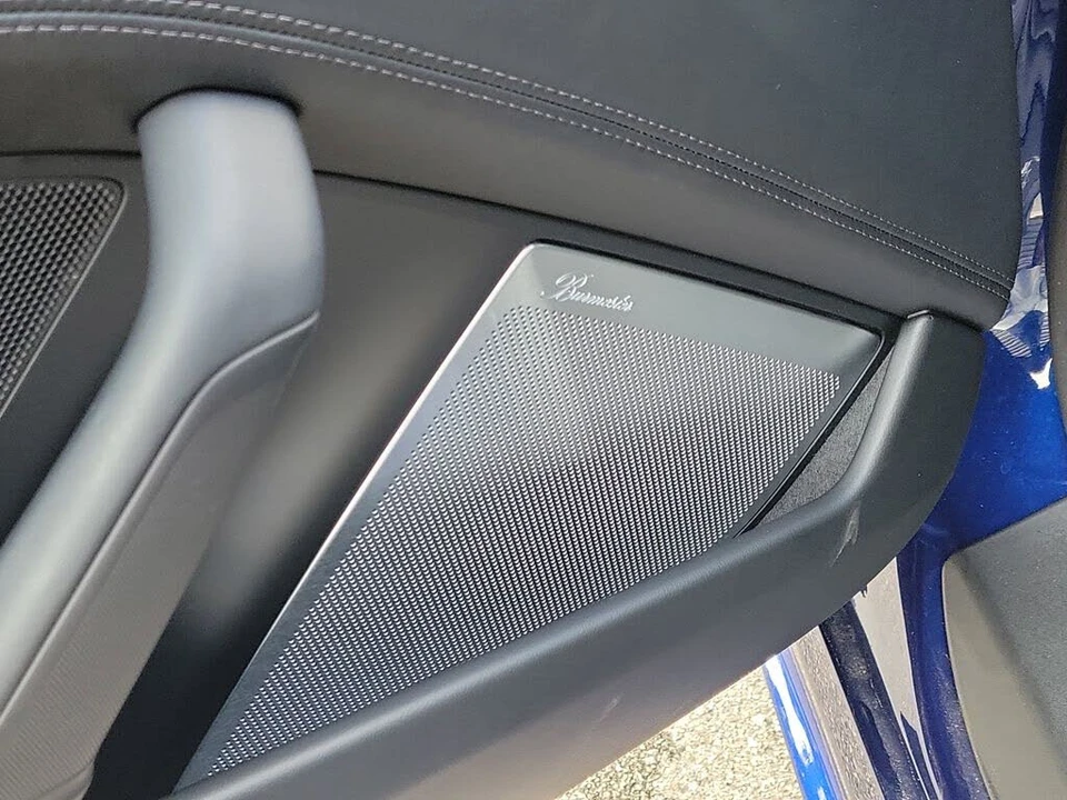 2026 Porsche 992 Targa 4 & 4S - Image 27 of 31