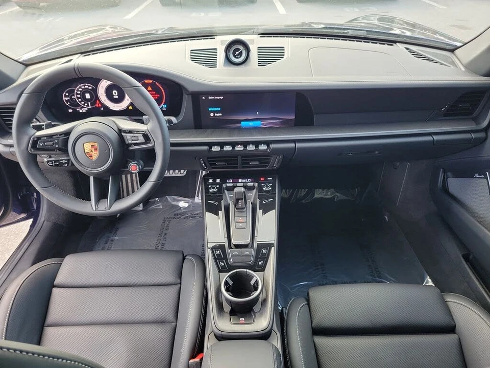 2026 Porsche 992 Targa 4 & 4S - Image 20 of 31