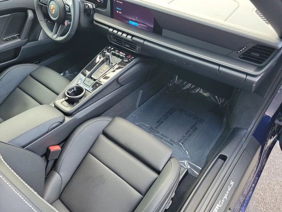 2026 Porsche 992 Targa 4 & 4S - Image 18 of 31