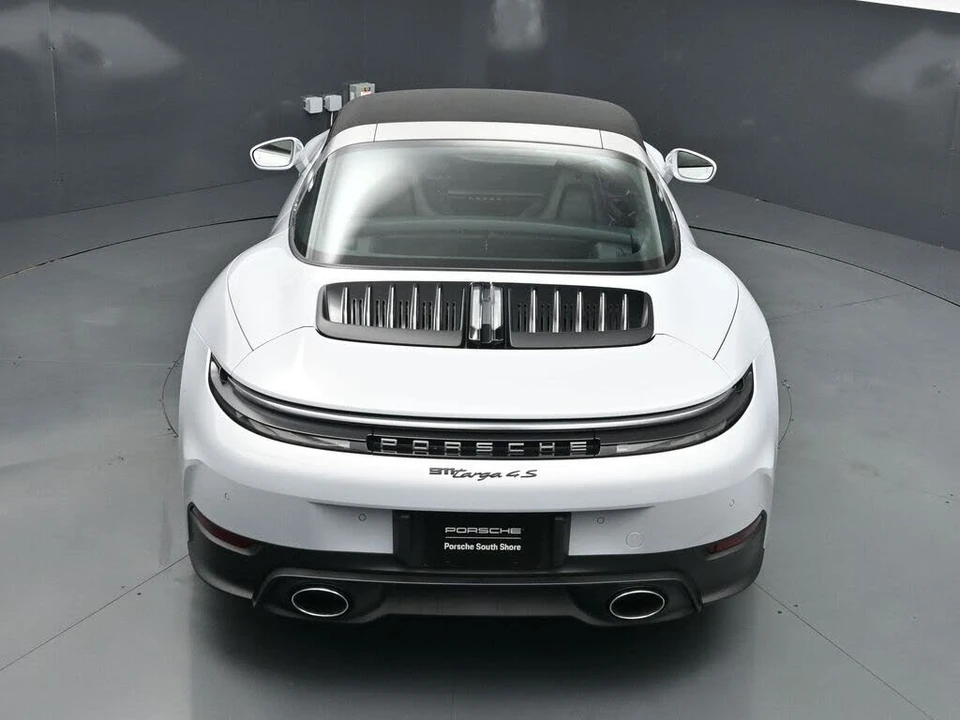 2026 Porsche 992 Targa 4 & 4S - Image 18 of 31