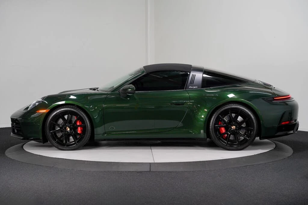 2026 Porsche 992 Targa 4 & 4S - Image 17 of 31
