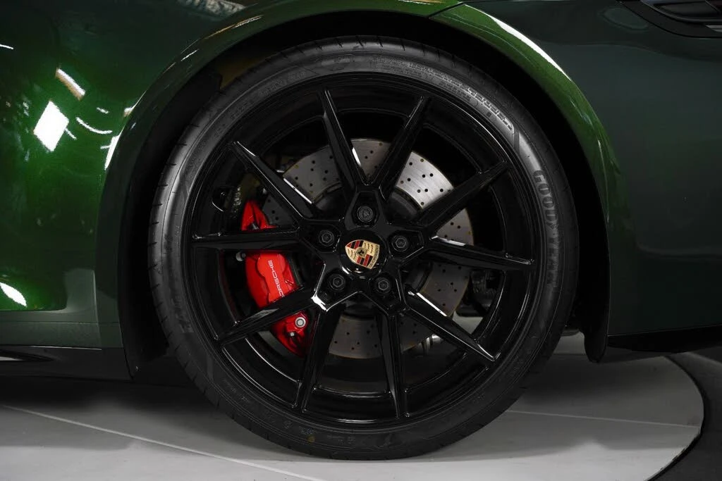 2026 Porsche 992 Targa 4 & 4S - Image 21 of 31