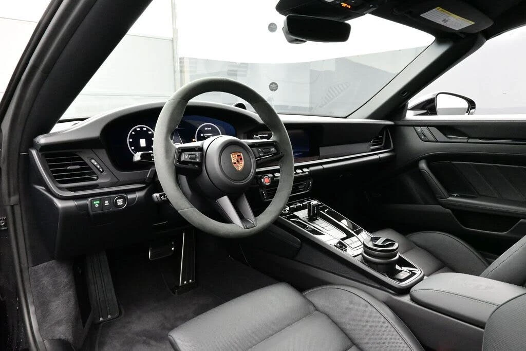 2026 Porsche 992 Targa 4 & 4S - Image 4 of 30