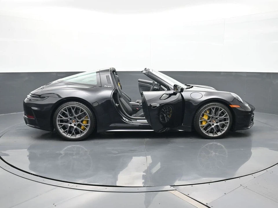 2026 Porsche 992 Targa 4 & 4S - Image 30 of 30