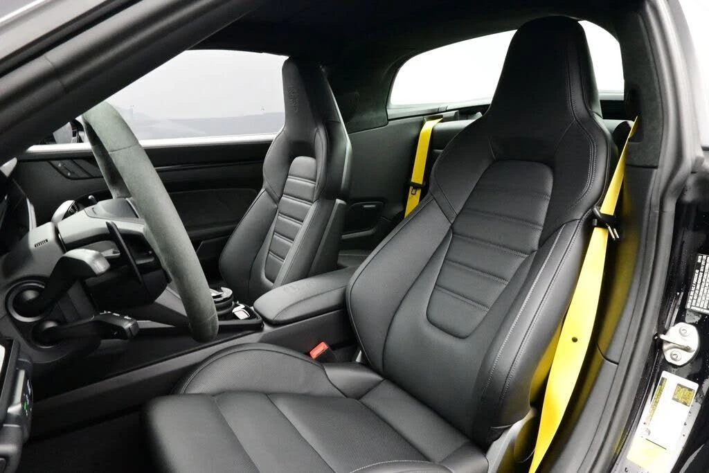 2026 Porsche 992 Targa 4 & 4S - Image 5 of 30