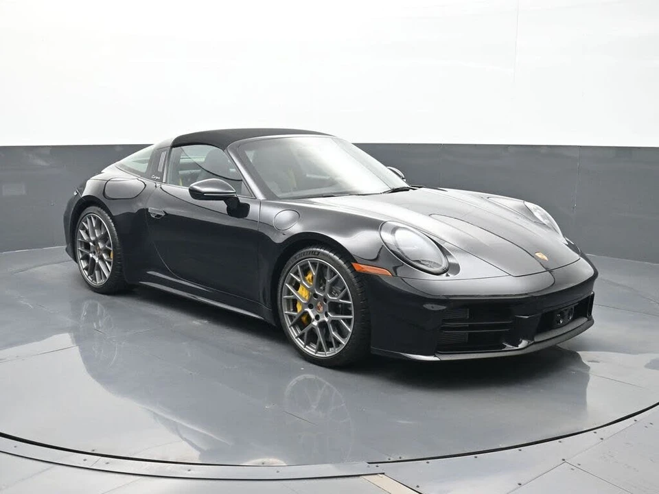 2026 Porsche 992 Targa 4 & 4S - Image 21 of 30