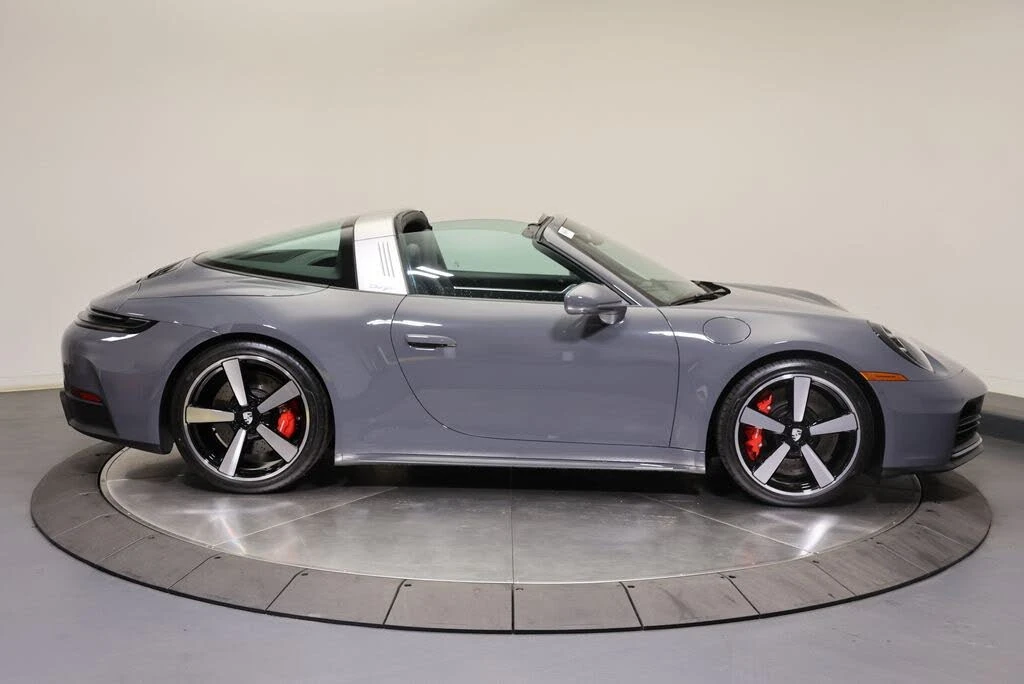 2026 Porsche 992 Targa 4 & 4S - Image 9 of 31