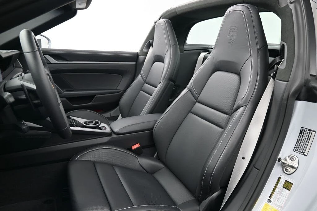 2026 Porsche 992 Targa 4 & 4S - Image 5 of 31