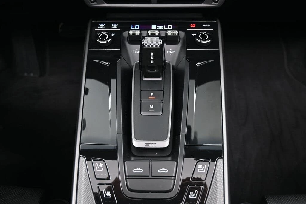 2026 Porsche 992 Targa 4 & 4S - Image 21 of 31