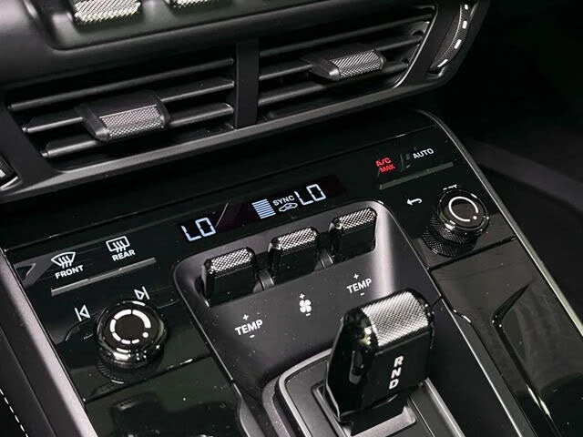 2026 Porsche 992 Targa 4 & 4S - Image 30 of 31