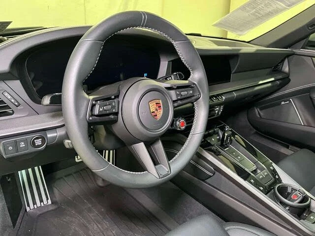 2026 Porsche 992 Targa 4 & 4S - Image 16 of 31
