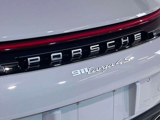2026 Porsche 992 Targa 4 & 4S - Image 11 of 31