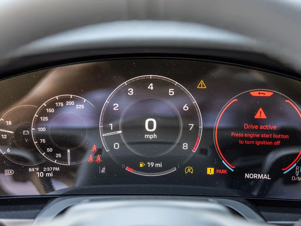 2026 Porsche 992 Targa 4 & 4S - Image 23 of 30