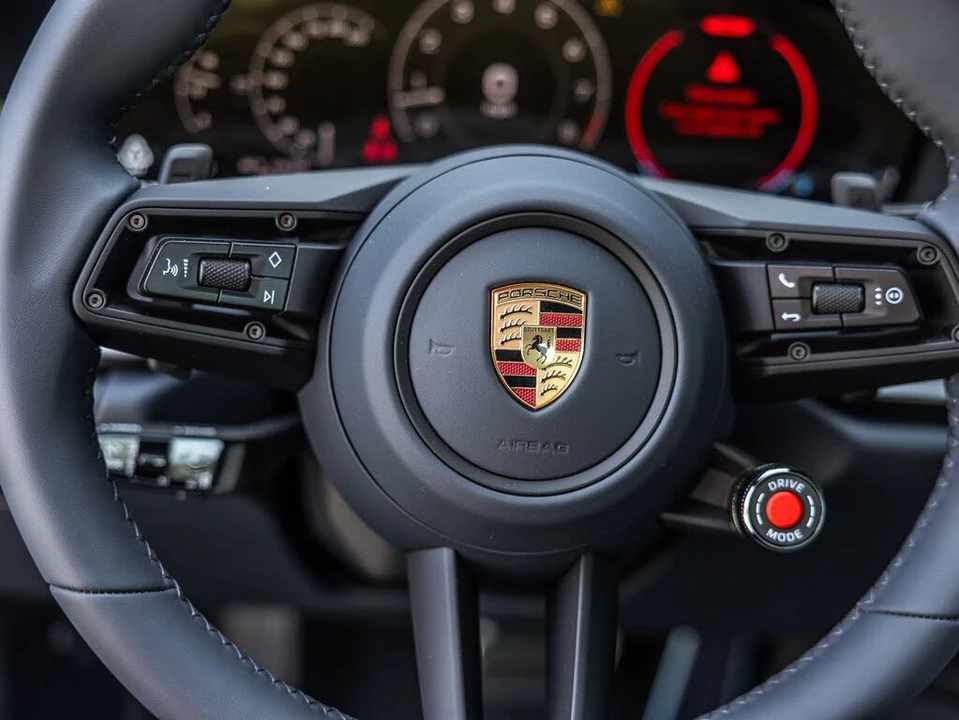 2026 Porsche 992 Targa 4 & 4S - Image 13 of 30