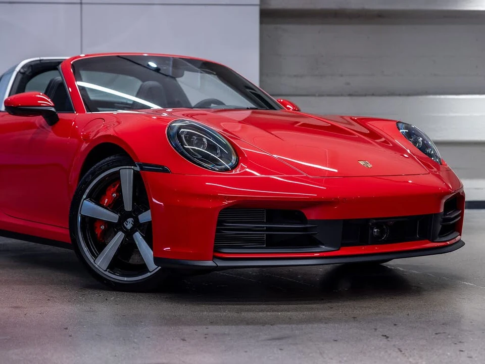 2026 Porsche 992 Targa 4 & 4S - Image 15 of 31