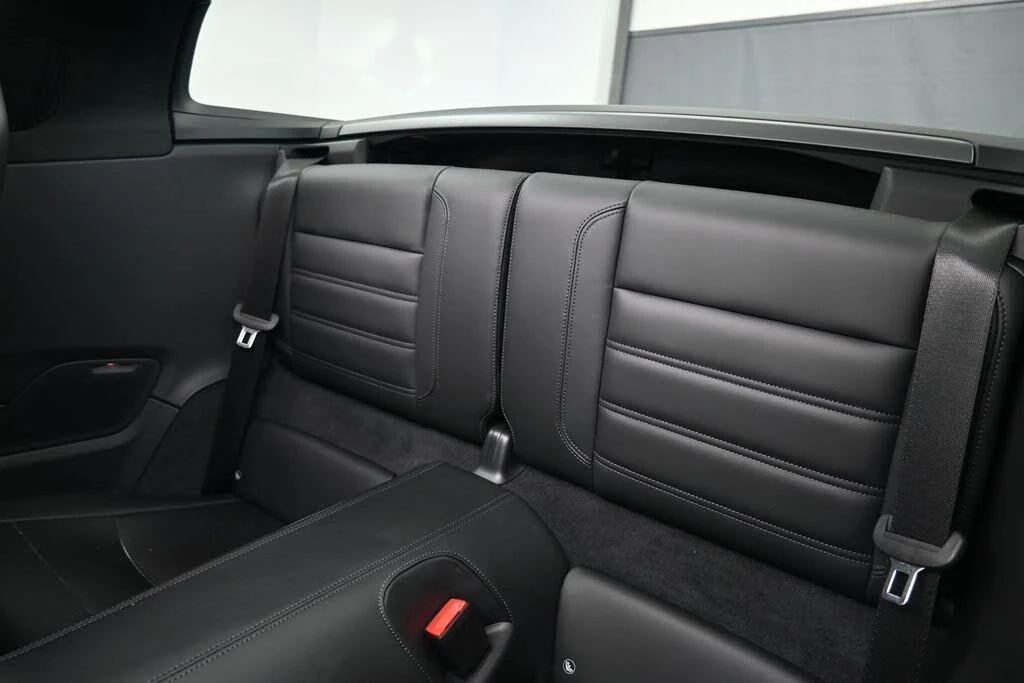 2026 Porsche 992 Targa 4 & 4S - Image 6 of 31