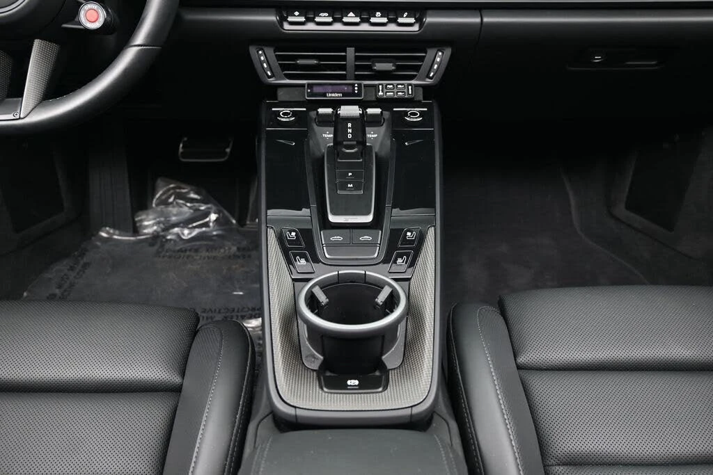 2026 Porsche 992 Targa 4 & 4S - Image 8 of 31