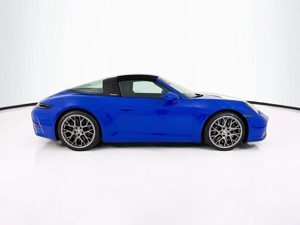 2026 Porsche 992 Targa 4 & 4S - Image 8 of 31