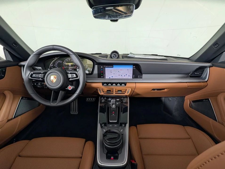 2026 Porsche 992 Targa 4 & 4S - Image 19 of 31