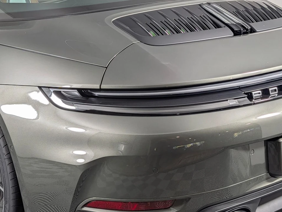 2026 Porsche 992 Targa 4 & 4S - Image 16 of 31