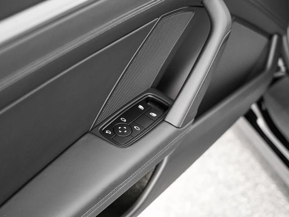 2026 Porsche 992 Targa 4 & 4S - Image 13 of 31
