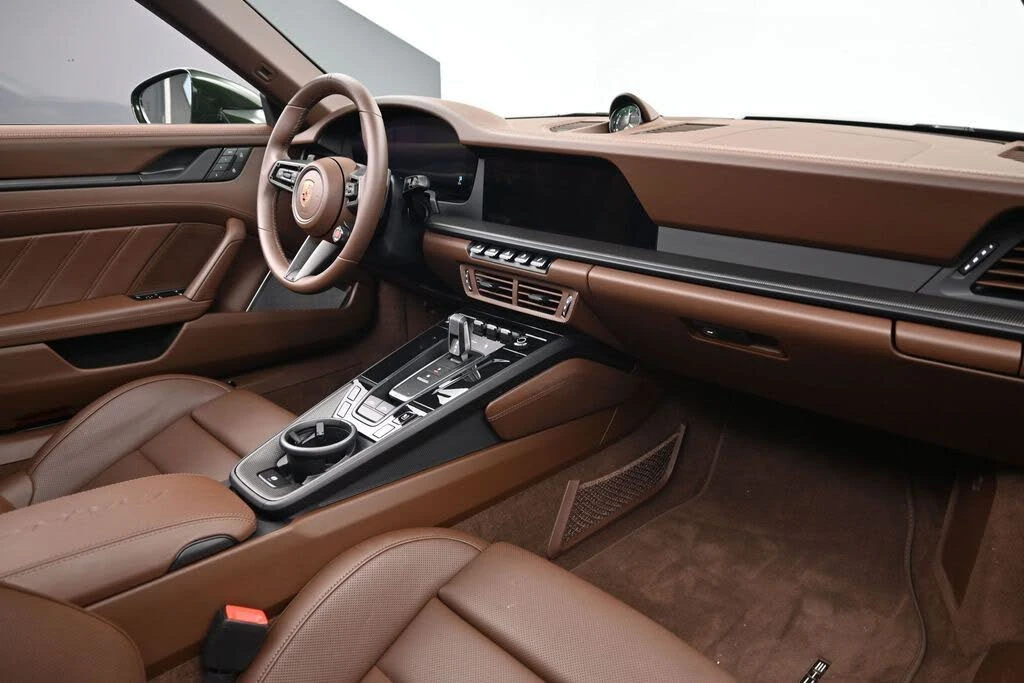 2026 Porsche 992 Targa 4 & 4S - Image 12 of 31