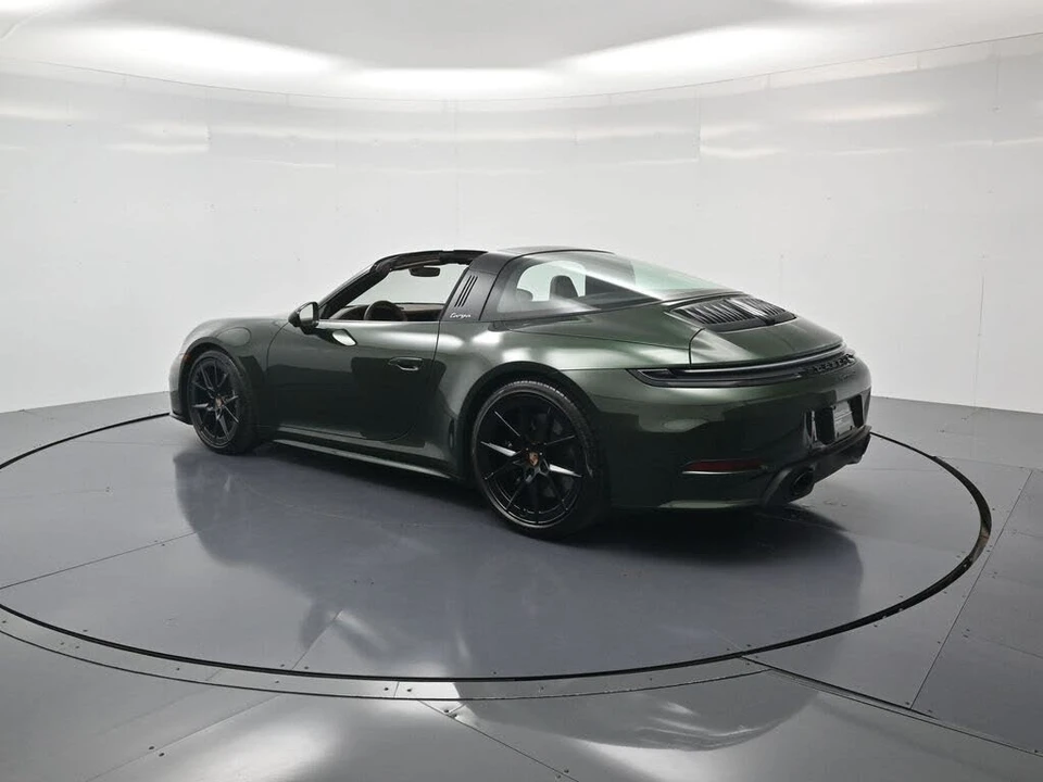 2026 Porsche 992 Targa 4 & 4S - Image 3 of 31