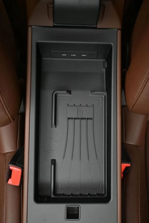 2026 Porsche 992 Targa 4 & 4S - Image 21 of 31