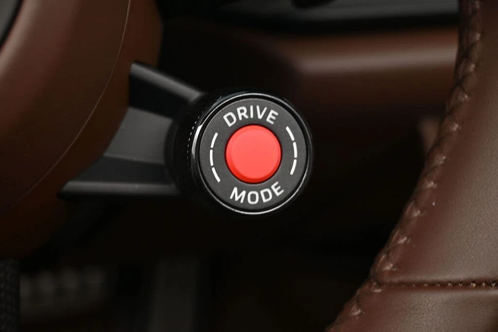 2026 Porsche 992 Targa 4 & 4S - Image 25 of 31
