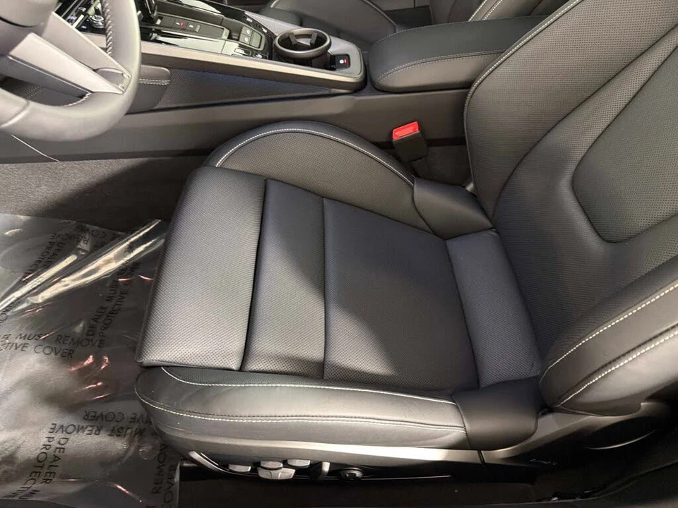 2026 Porsche 992 Targa 4 & 4S - Image 28 of 31