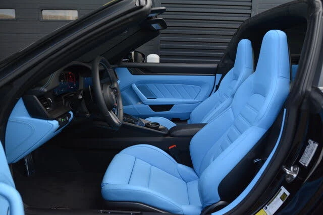 2026 Porsche 992 Targa 4 & 4S - Image 17 of 31