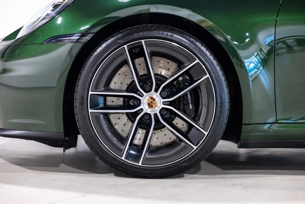 2026 Porsche 992 Targa 4 & 4S - Image 18 of 31