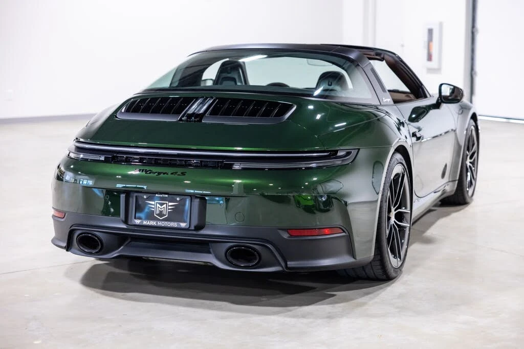 2026 Porsche 992 Targa 4 & 4S - Image 9 of 31