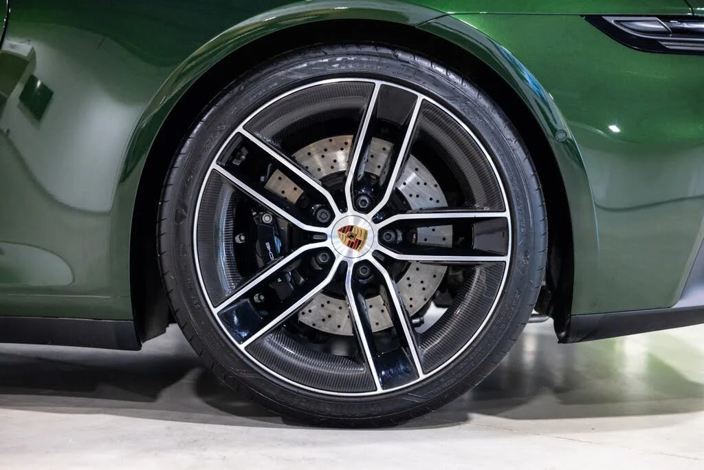 2026 Porsche 992 Targa 4 & 4S - Image 16 of 31