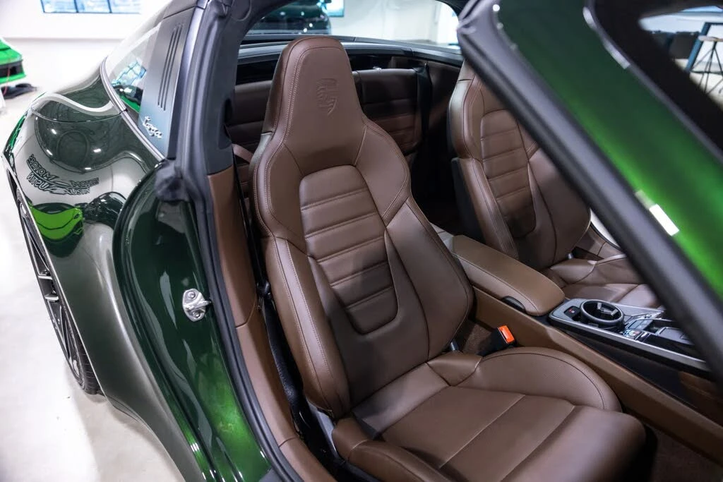 2026 Porsche 992 Targa 4 & 4S - Image 27 of 31