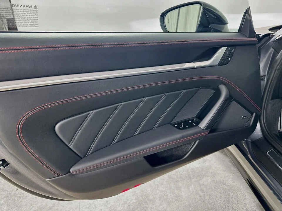 2026 Porsche 992 Targa 4 & 4S - Image 16 of 31