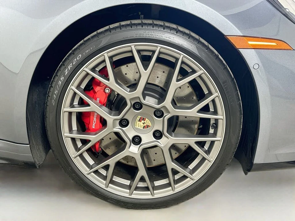 2026 Porsche 992 Targa 4 & 4S - Image 10 of 31