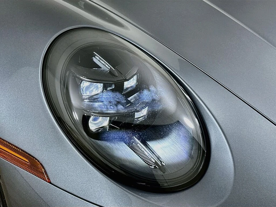 2026 Porsche 992 Targa 4 & 4S - Image 9 of 31